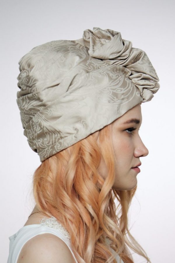 Turban hat hijab of a beige cotton jacquard